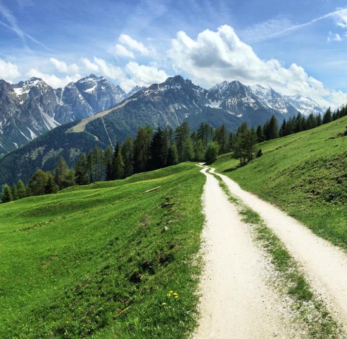 Berge in den Alpen für erfahrene Wanderer